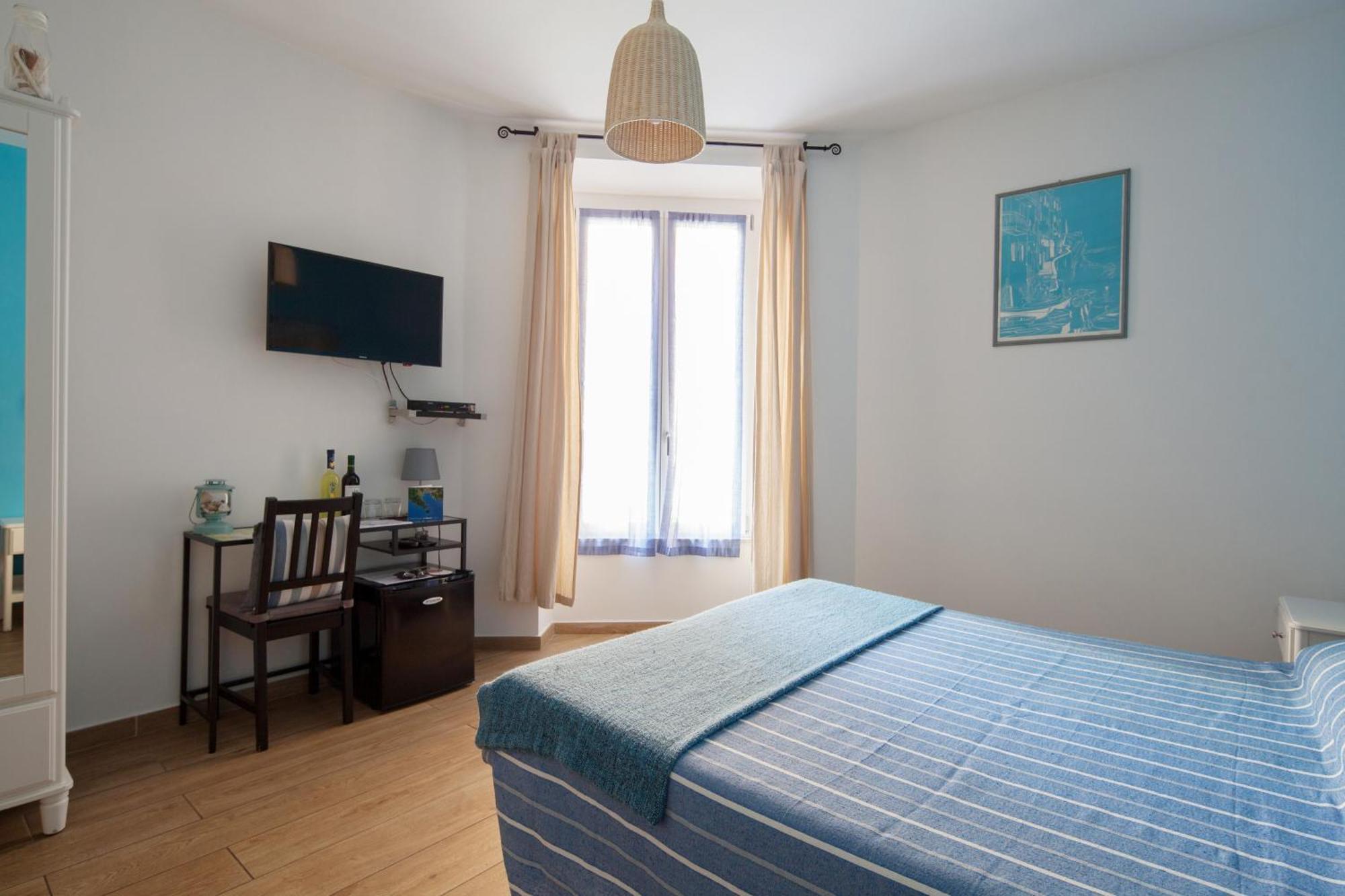 Cinque Terre Charme Rooms لا سبيتسْيا المظهر الخارجي الصورة