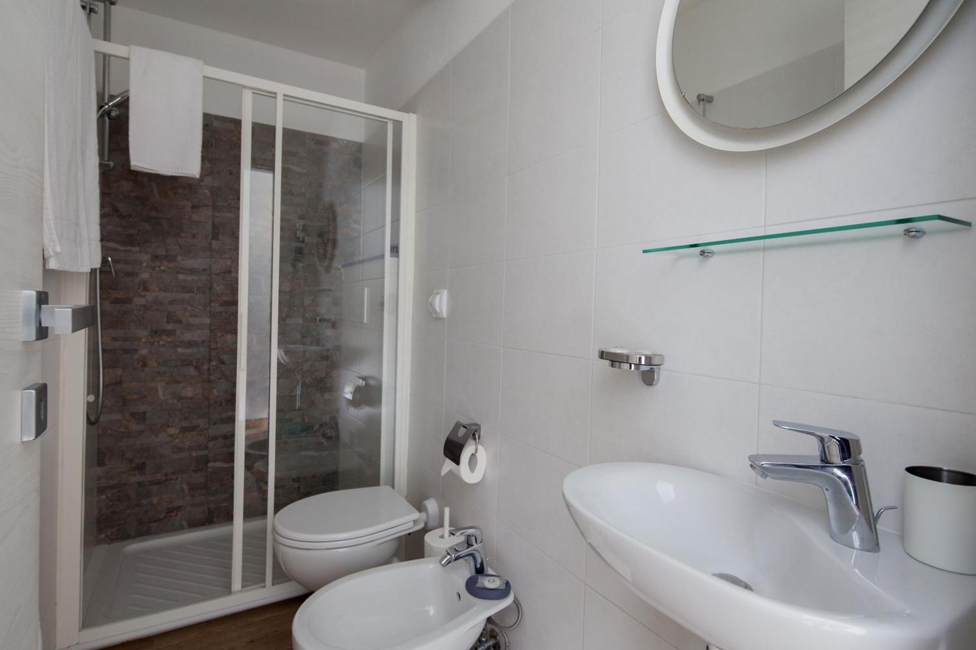 Cinque Terre Charme Rooms لا سبيتسْيا المظهر الخارجي الصورة