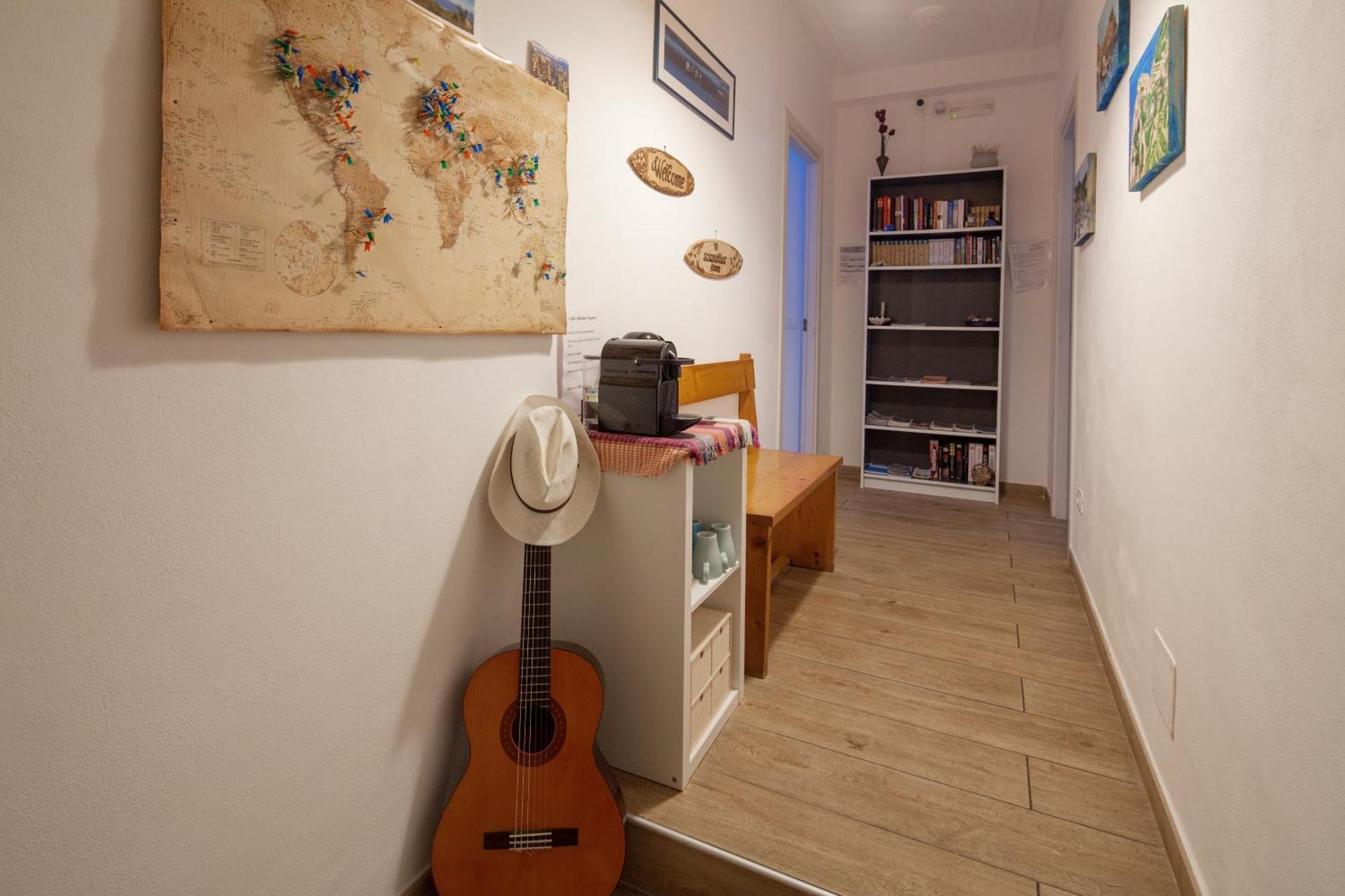 Cinque Terre Charme Rooms لا سبيتسْيا المظهر الخارجي الصورة